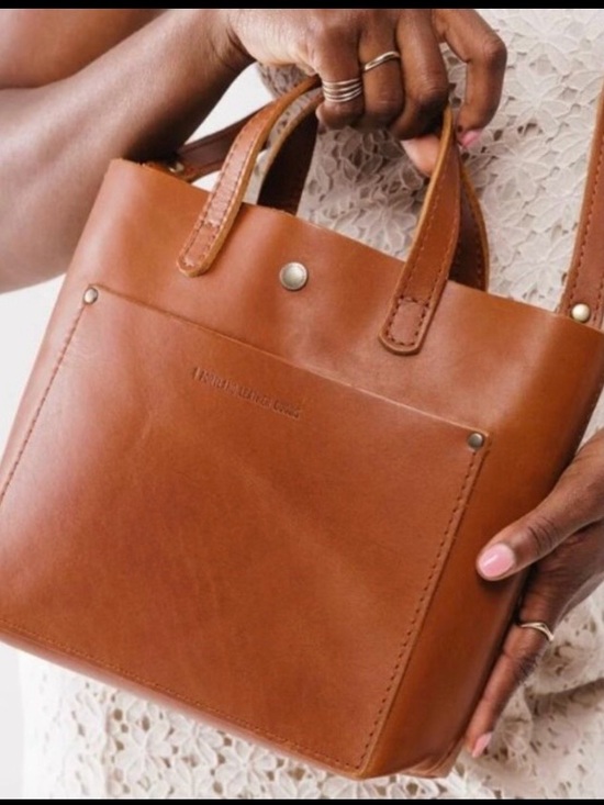 Portland Leather Handbags - PORTLAND LEATHER COMPANY MINI ZIP TOP CROSSBODY IN HONEY